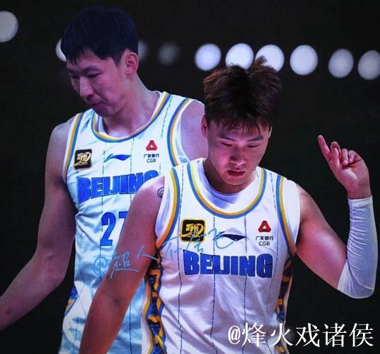 宋翔：赵睿与球队的合练非常少，周琦&雷蒙依然处于疲劳状态